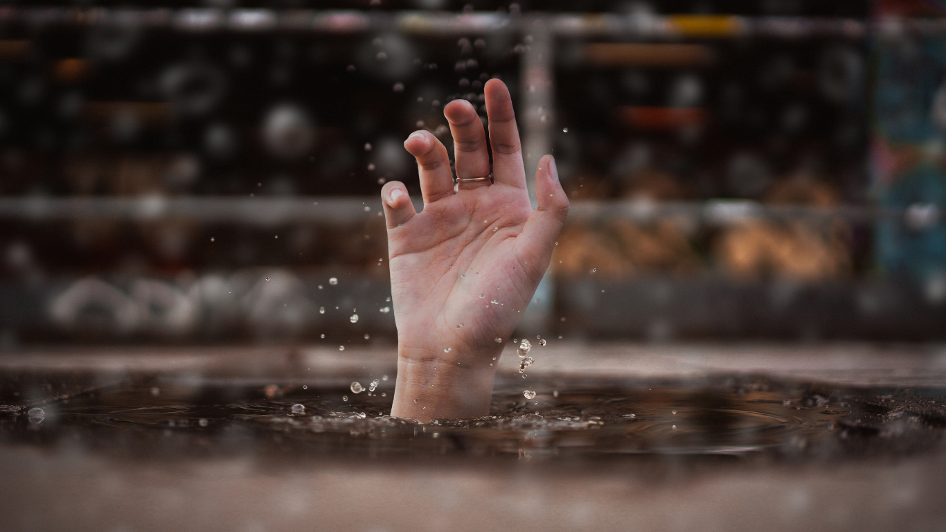 boat capsized Saryu River