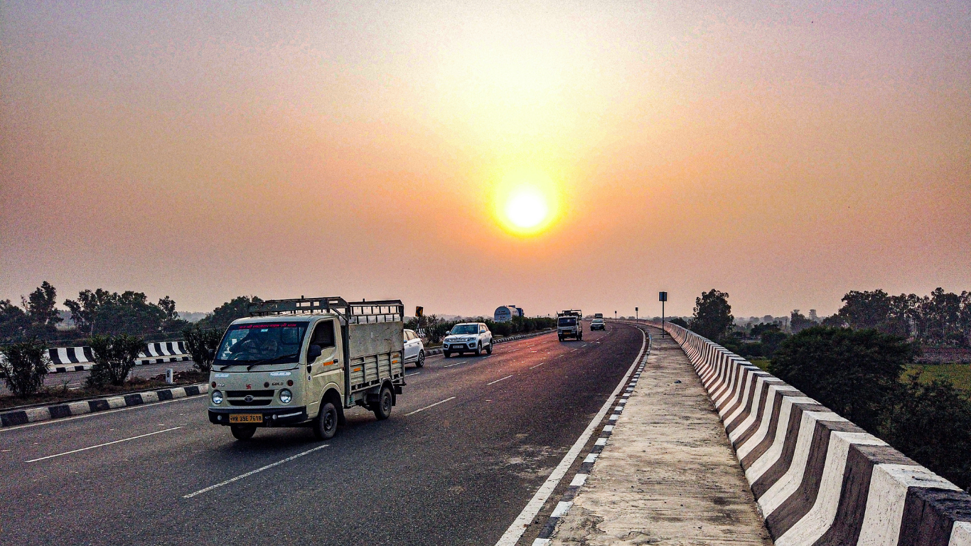 Kanpur to Lucknow – Distance, Travel, and Key Areas on the Route