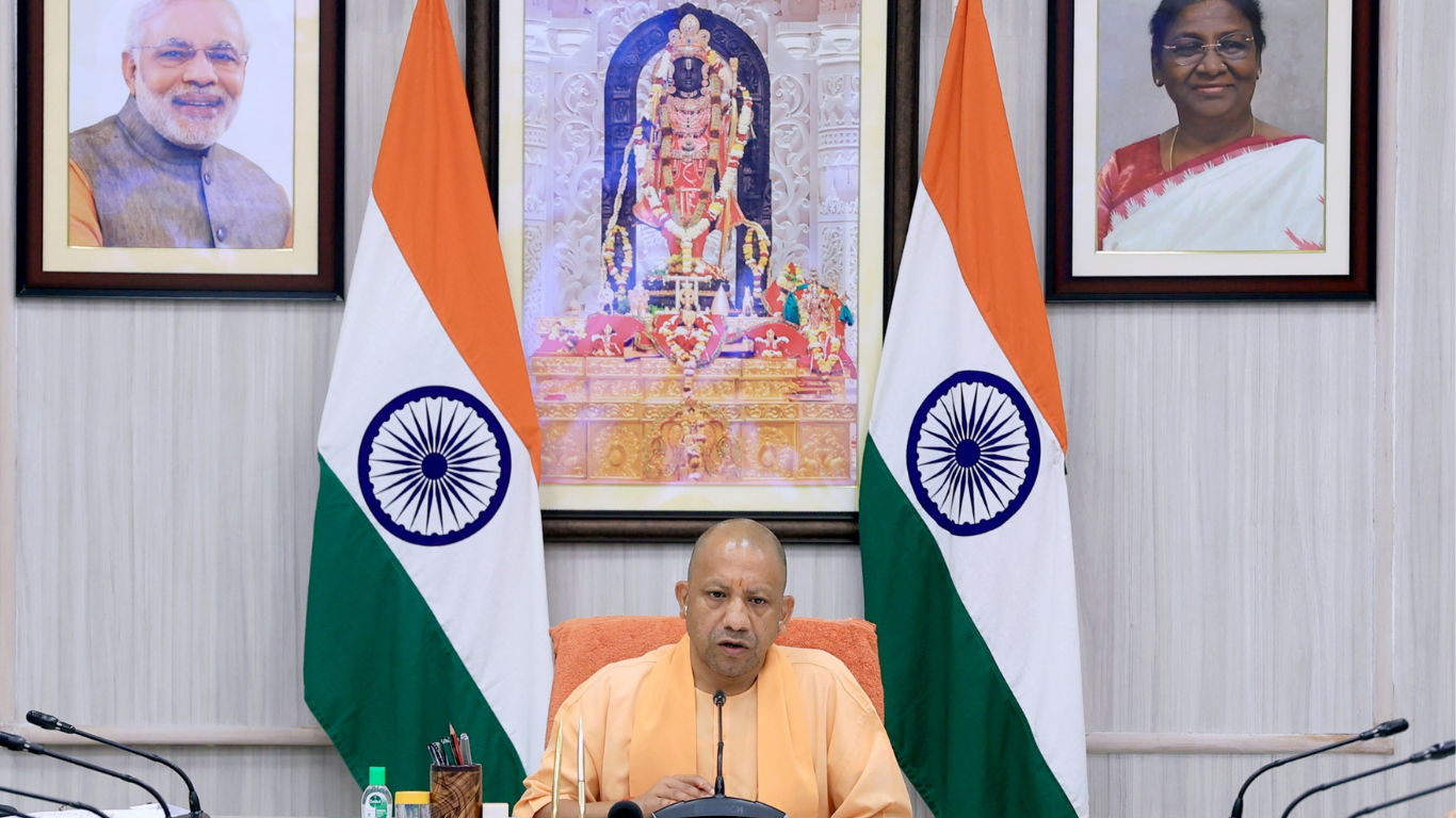 Yogi Adityanath Meets Energy Officials in Lucknow to Address Power Crisis