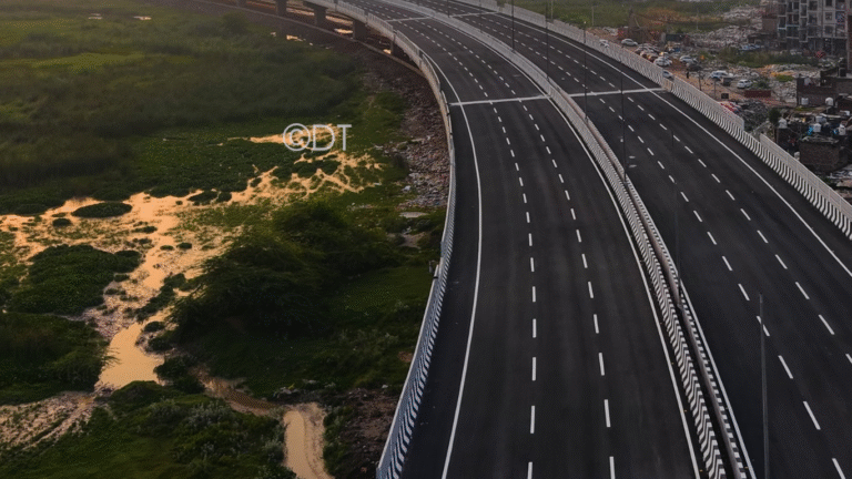 Lucknow to Pratapgarh Distance