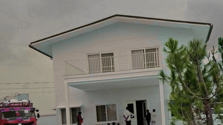 Akhilesh Yadav’s New House and Office in Azamgarh