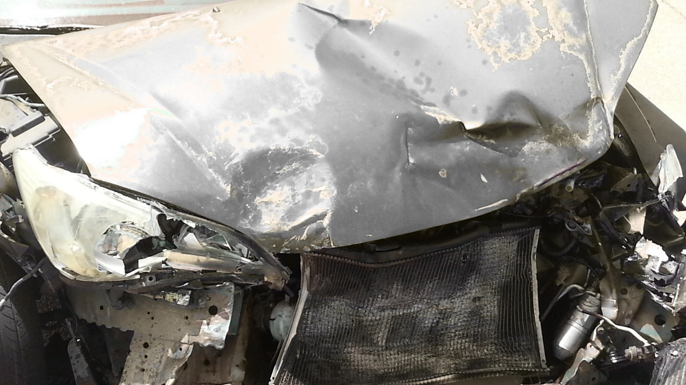 Yamuna Expressway Tragic Crash Claims Six Lives Leaves Two Injured