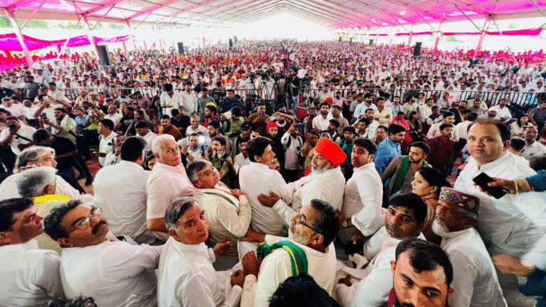 फरीदाबाद के अनंगपुर में महापंचायत