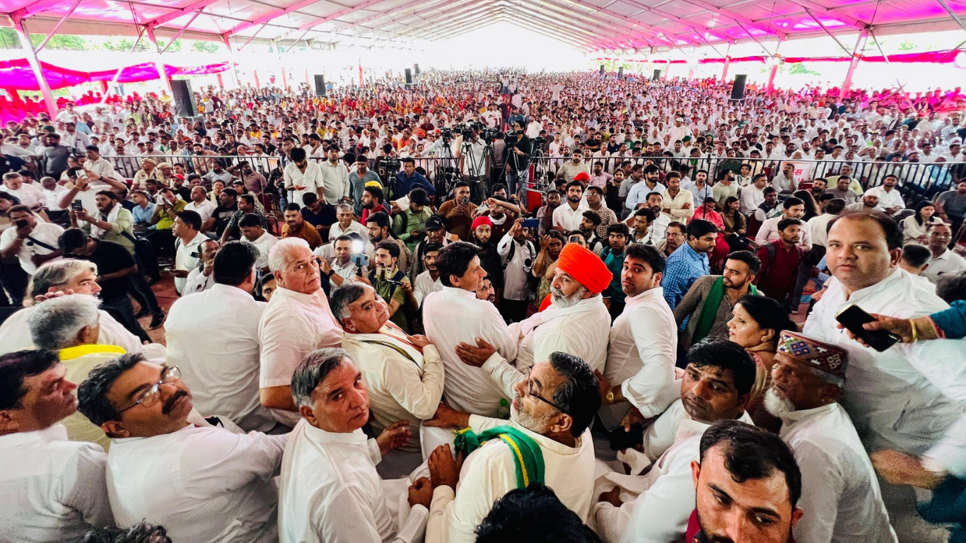 फरीदाबाद के अनंगपुर में महापंचायत