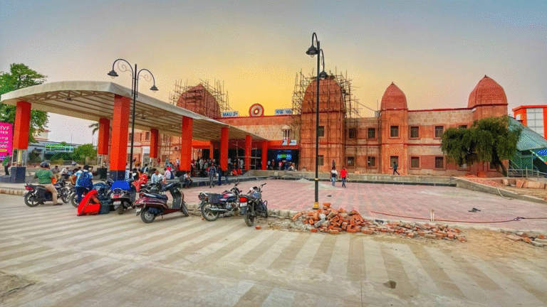 Mau, Uttar Pradesh