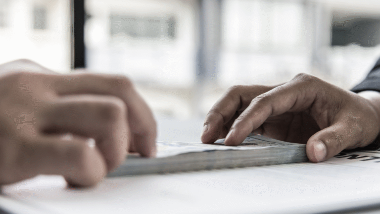 Ghaziabad Cop Caught Red-Handed Taking fifty thousant Rupees Bribe