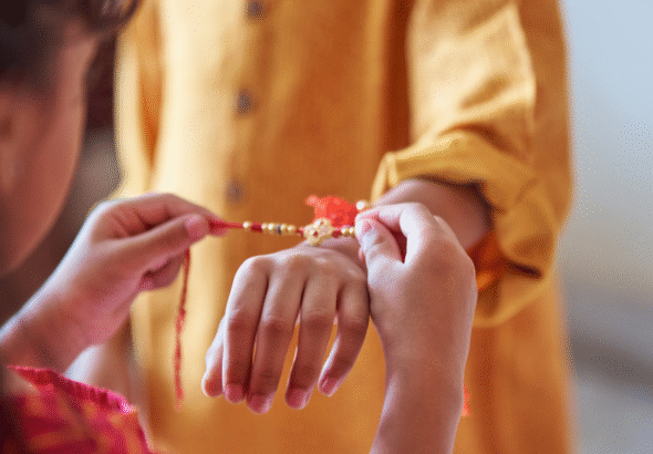 Yogi Government Announces Free Bus Travel for Women in UP from August 8 to 10 for Raksha Bandhan