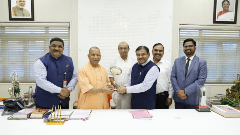 ISRO’s Village Vaigyanik Karyakram to Bring Space Science to Rural UP Schools