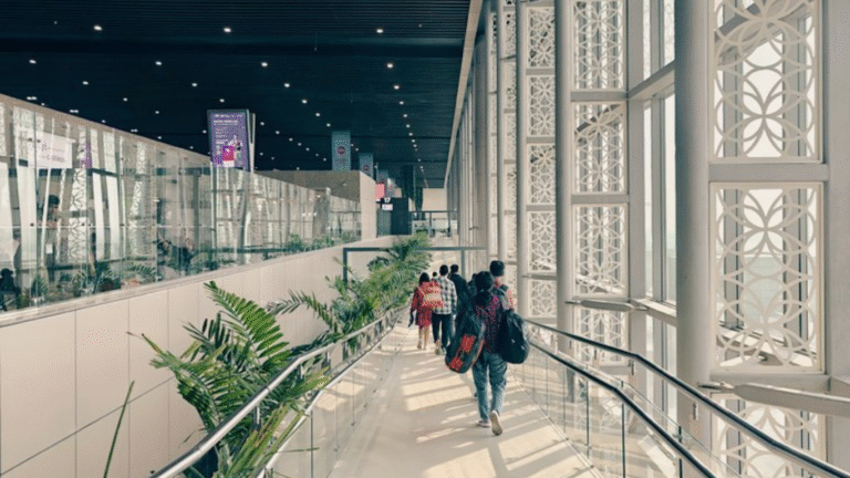 लखनऊ एयरपोर्ट को QCFI 2025 में 5 गोल्ड अवॉर्ड