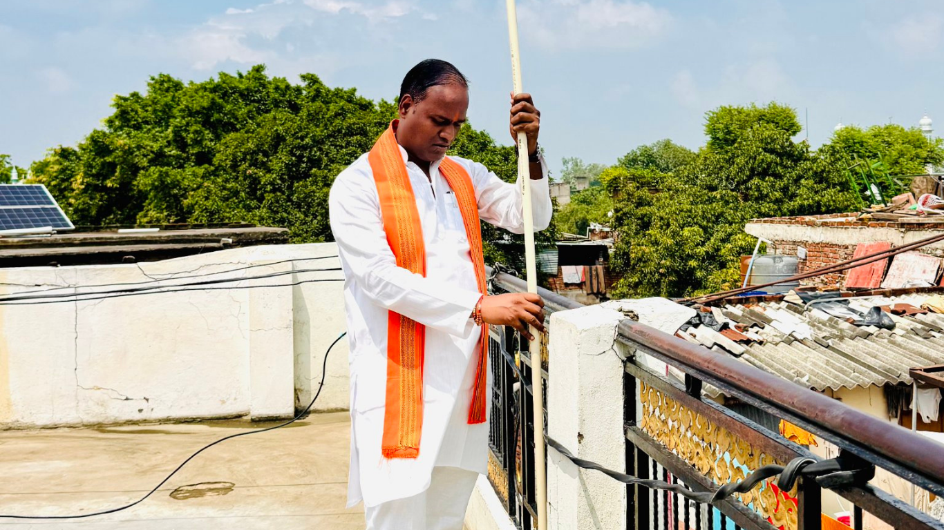 चेयरमैन ओमकार गुप्ता को शासन का कारण बताओ नोटिस